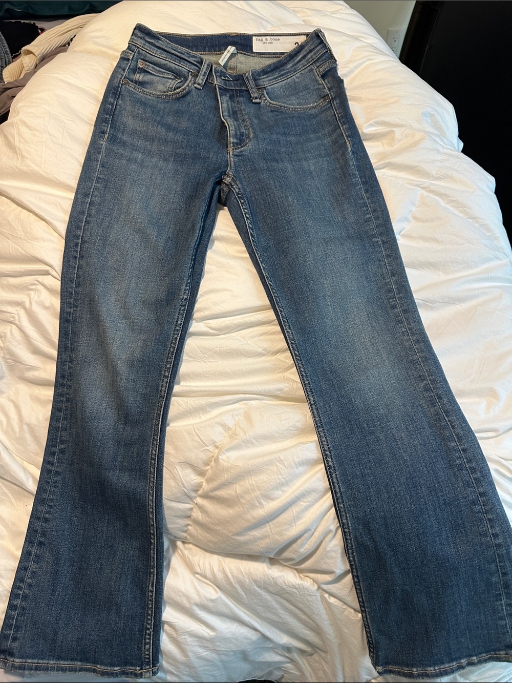 Rag&Bone Peyton Mid-Rise Ankle Bootcut Jeans in Medium Blue